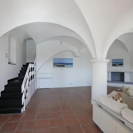 Effe Villa *